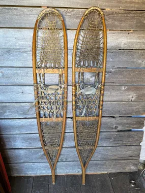 Vintage WWII Military Snowshoes - AFH Wallingford, Vermont, USA - Optimize the title